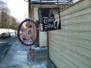 Tallipiha sign with dreamcatcher